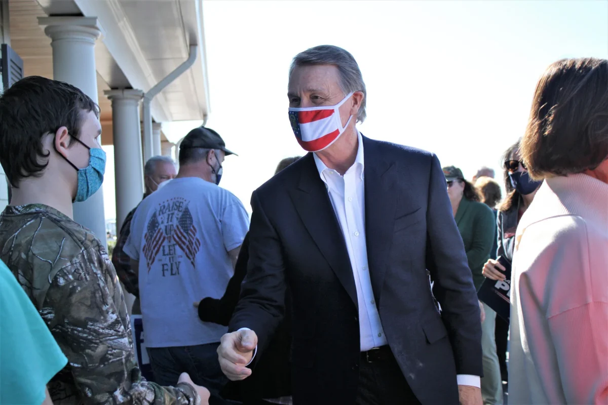 David Perdue and Kelly Loeffler fly to Augusta