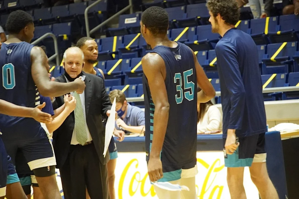 Metress notches career win No. 500 as Jaguars defeat Lander in double overtime
