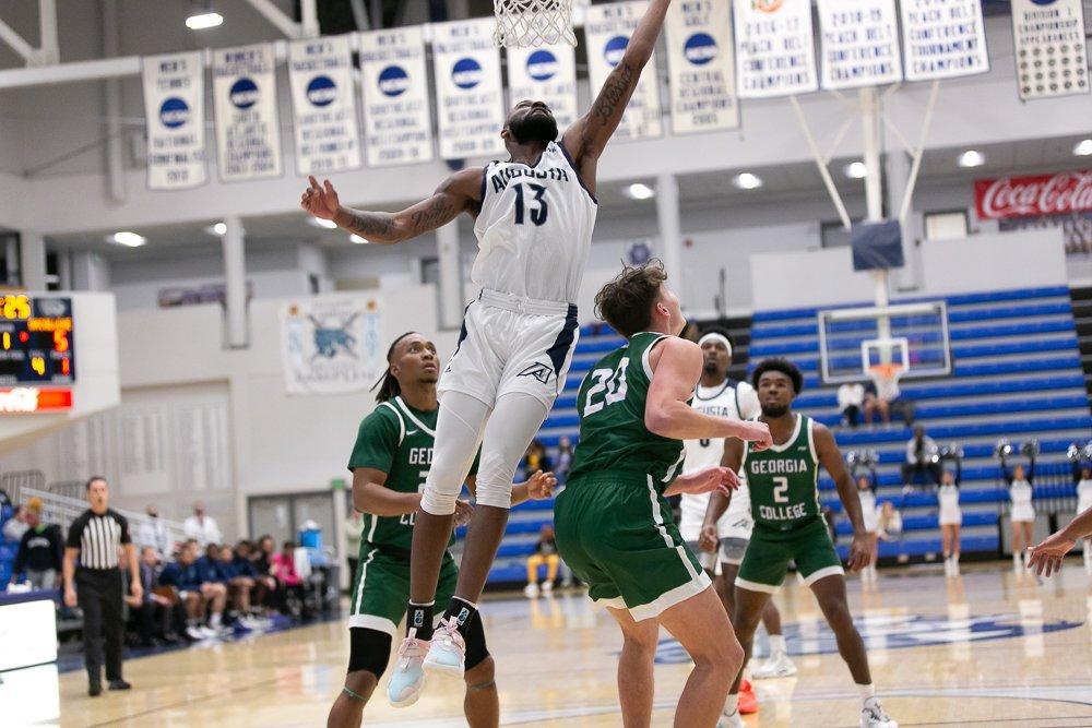Augusta bounces back into&nbsp;win&nbsp;column in dogfight against Columbus State