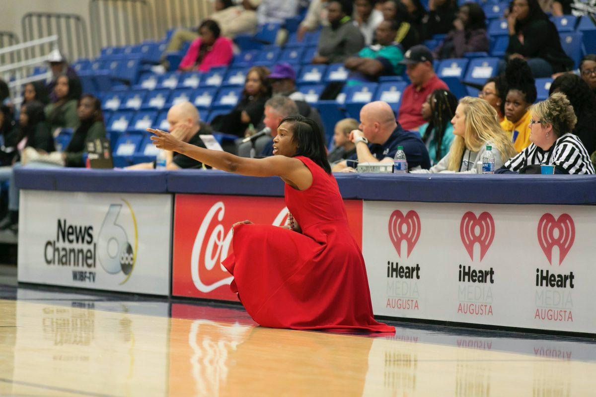 AU women’s basketball Coach Green heading to Wake Forest
