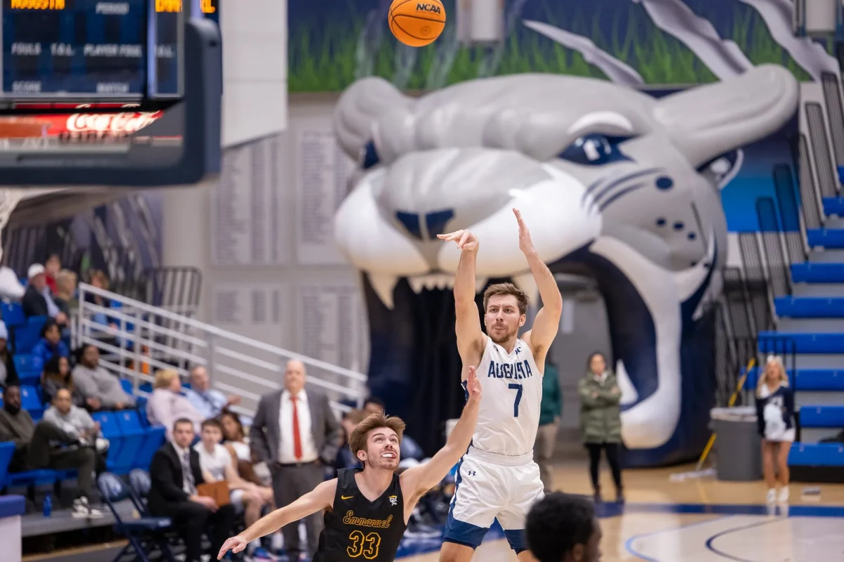 Viti, Kirby, Gardner and Amadasun lead Jaguars to 78-74 win over Emmanuel