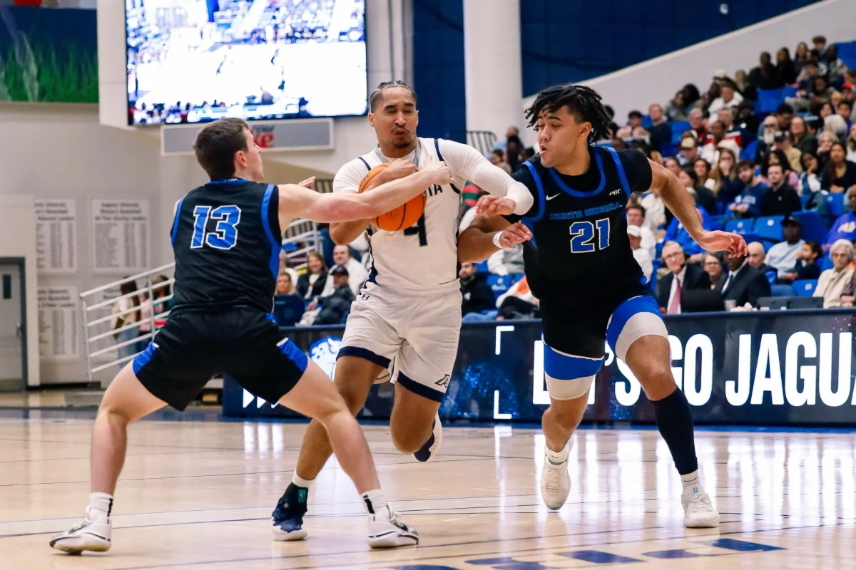 Gardner's 32 points lead the Jags over North Georgia in homecoming thriller