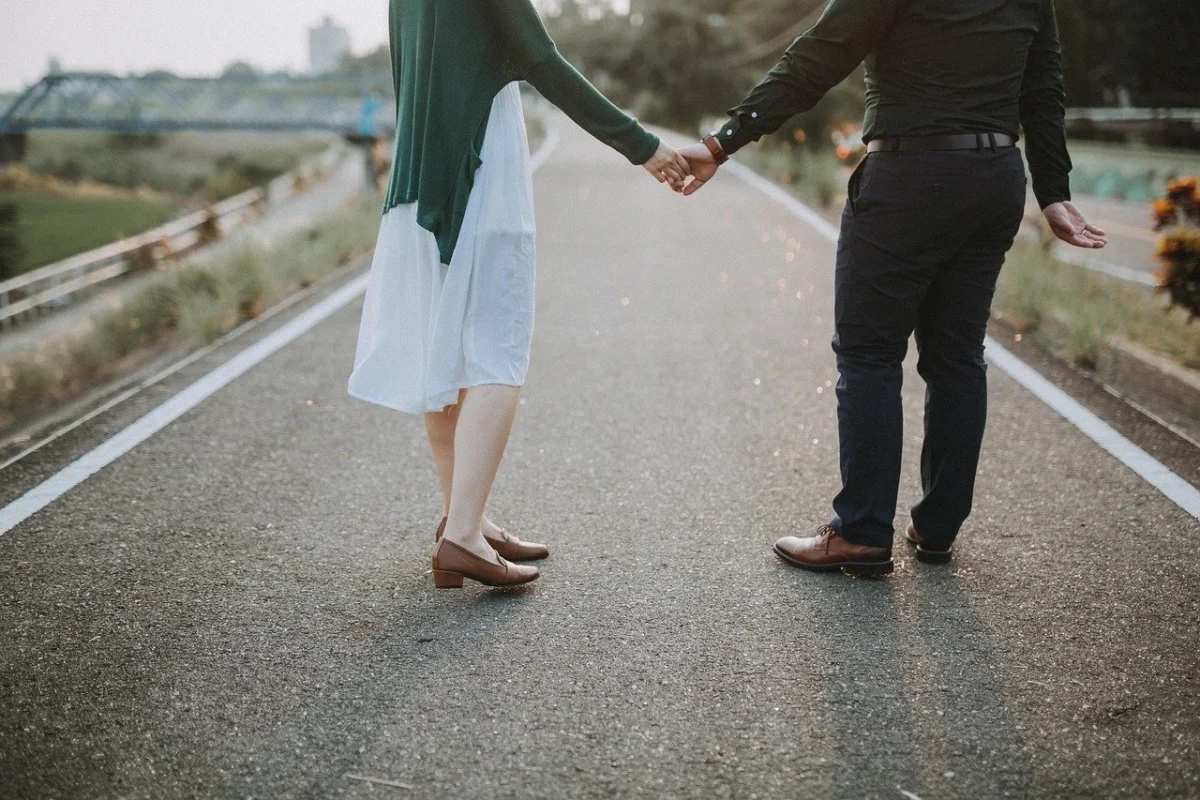 AU Speaks: Who pays for dates?