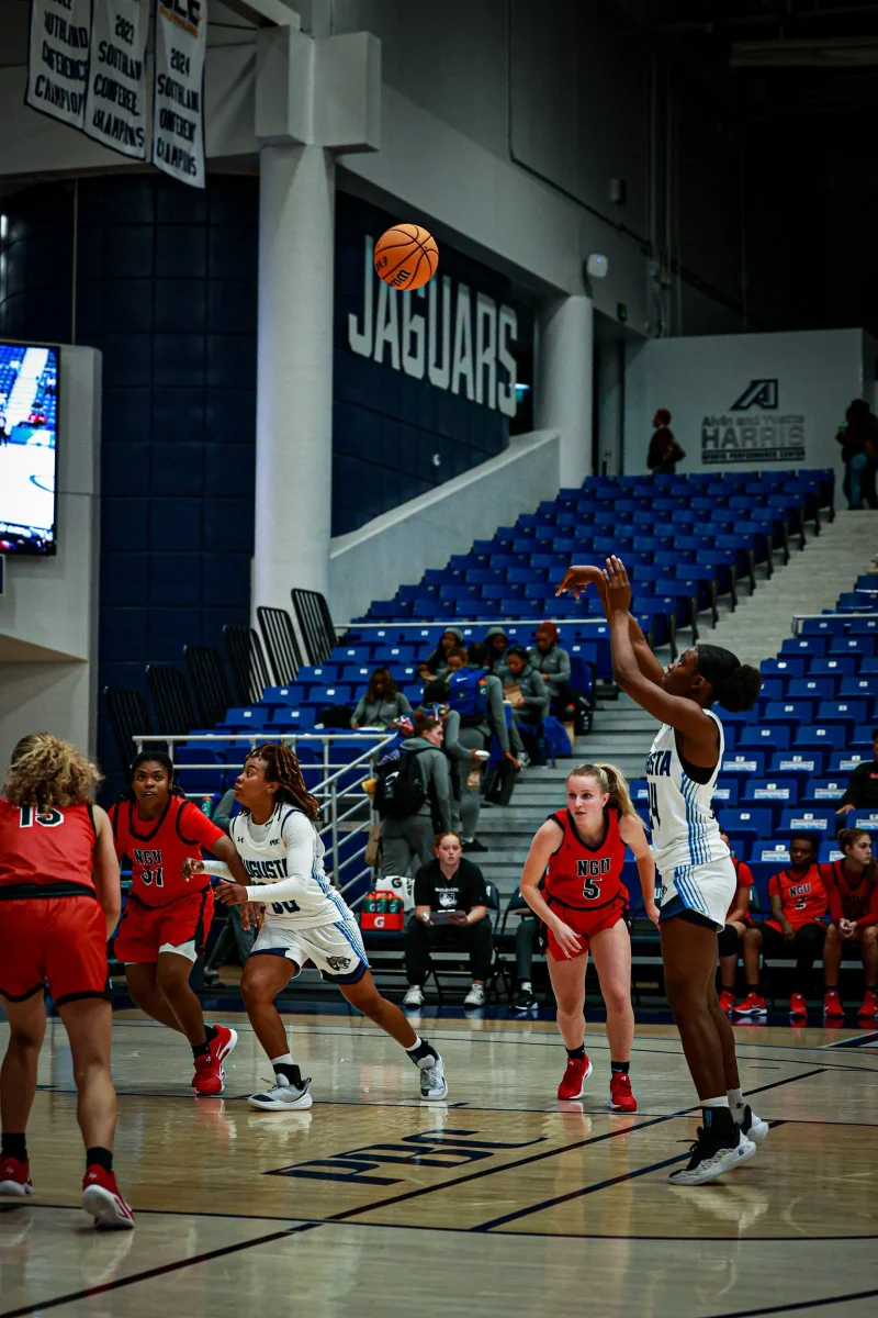 Jags beat Barton in close game on opening weekend