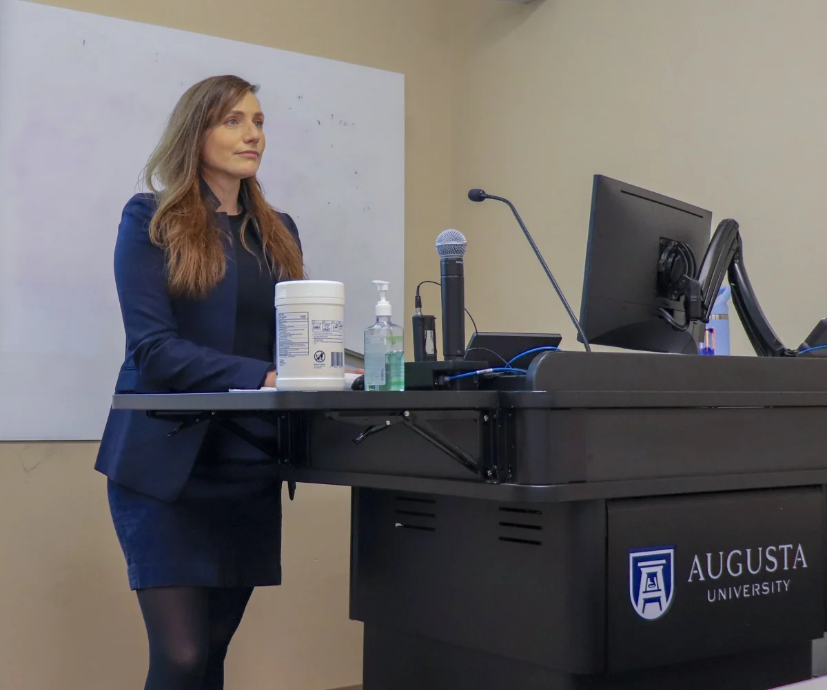 News roundup: Richardson receives USG teaching award