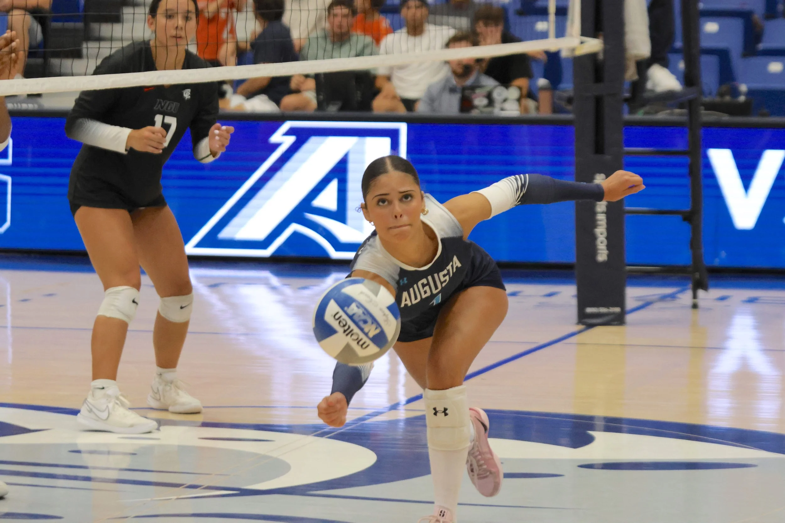  Jaguar setter Andrea Rodriguez (1) goes for the dig during AU’s five-set win over Lee University at Christenberry Fieldhouse. (photo by Ryker Benz/special to the Bell Ringer) 