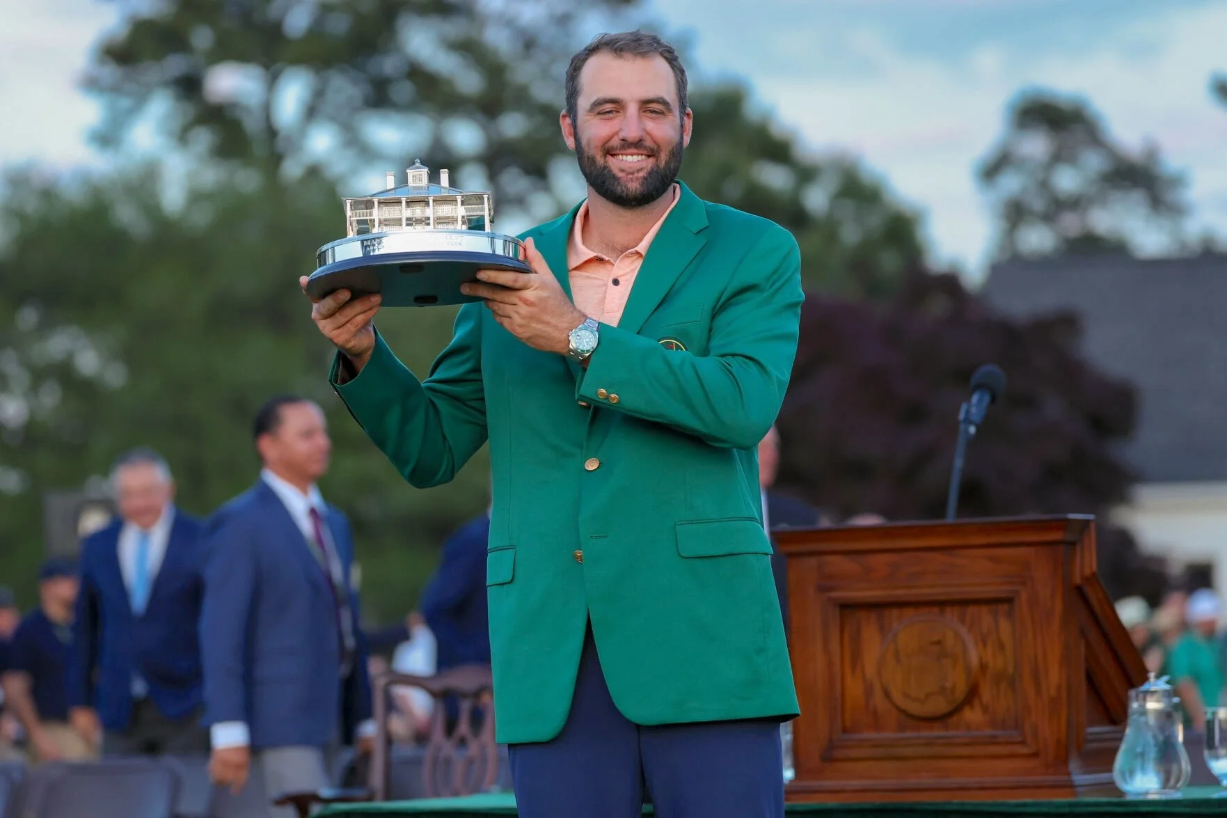  Scottie Scheffler dons the Masters green jacket for the second time after he won the 88th rendition of the major on April 14. (photo by Artie Walker Jr./Special to the Aiken Standard for the Bell Ringer) 