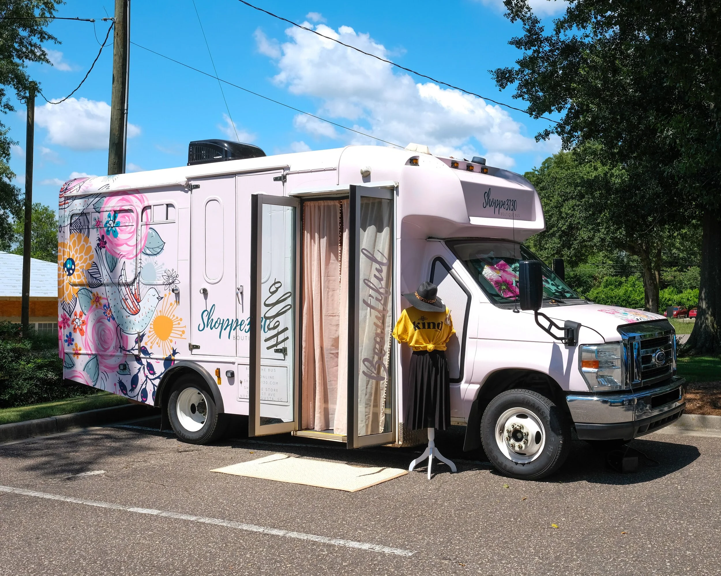  The Shoppe3130 Boutique Bus is available for events and private parties. (photo by Grace Adams) 