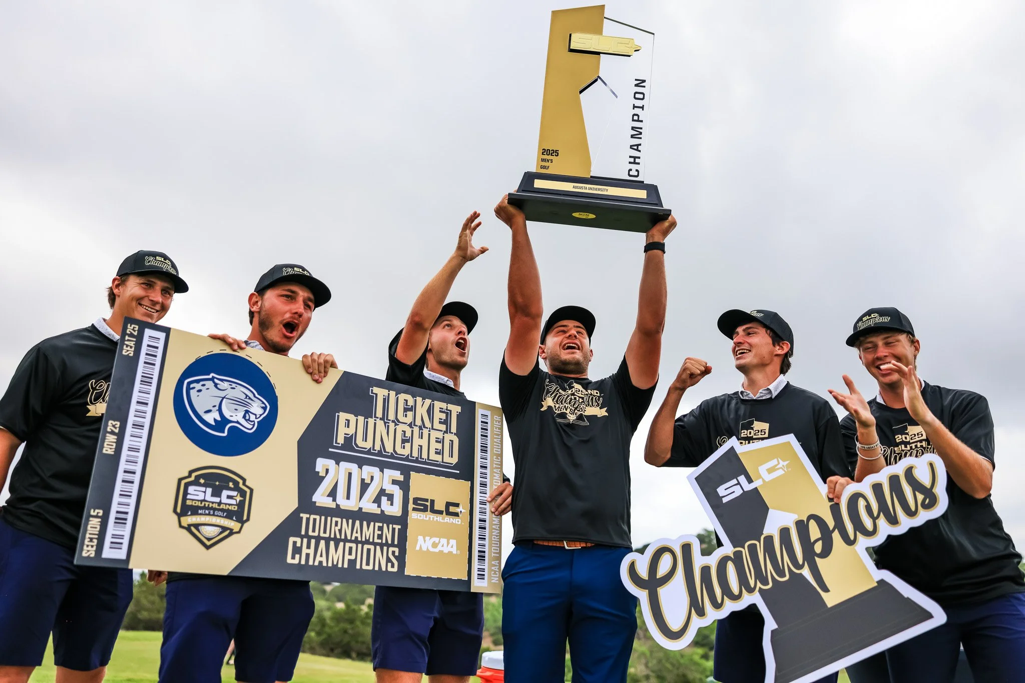  The Jaguars won their third straight conference title after an outstanding final round at 10 under par. Now AU will play in the NCAA Division I regionals. The selection show is April 30 at 1 p.m. (EDT) on the Golf Channel. At the top of the page, Jaguar team leader Bo Blanchard II shows his form with a 3-iron. (photos by Ashley Monjaras and Melissa Villareal) 
