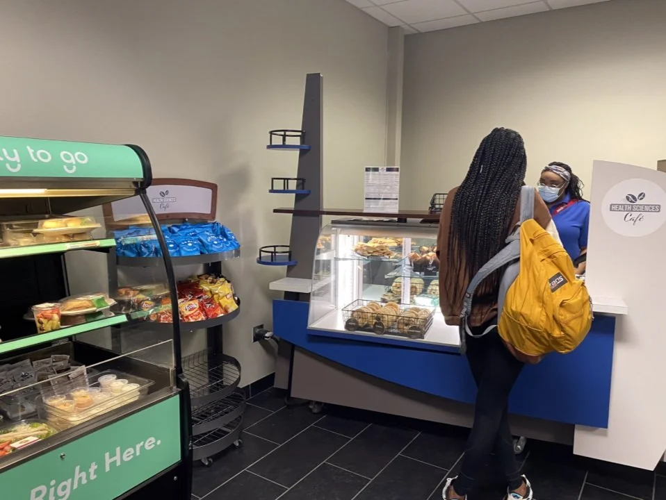  The Health Sciences Café gives students the option to grab food on the go.  (photo by McKenzie Morgan)  